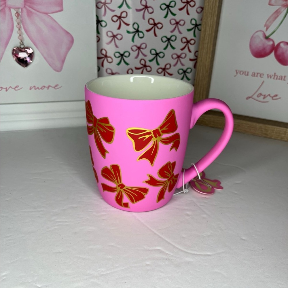 Pink bow Mug